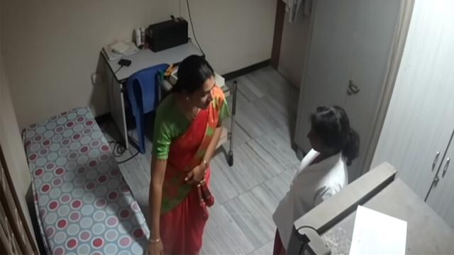 Tamil Aunty’s Nurse Apply Cream & Message On Clinic – Indian Porn Free